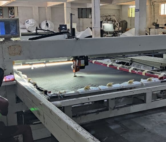 QUILTING MACHINE