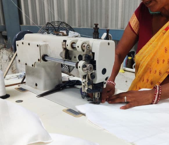 STITCHING MACHINE